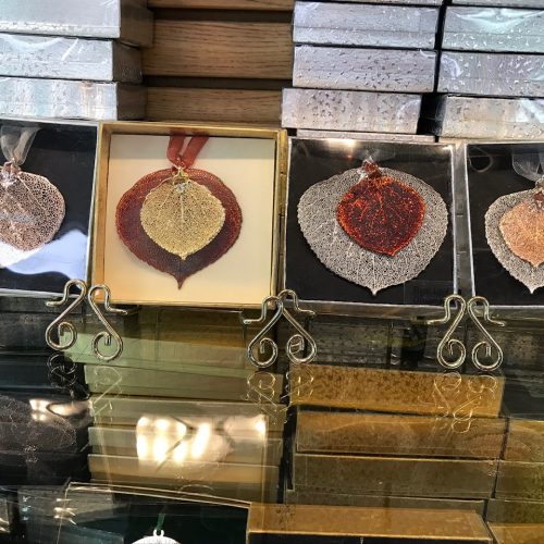 Rocky Mountain Leaf Real Aspen Ornaments Rocky Mountain Leaf Real Aspen Ornaments